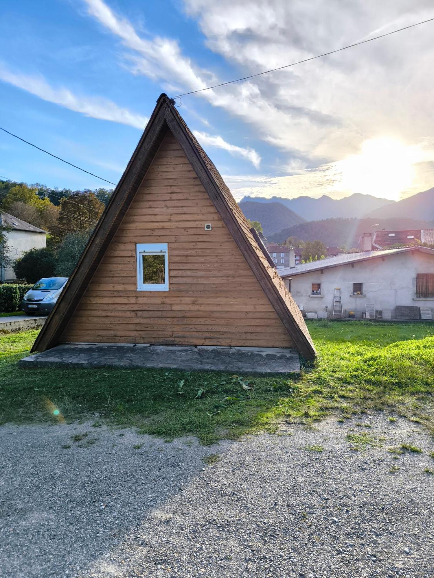 Petit Chalet Avec Terrasse Oust Extérieur photo