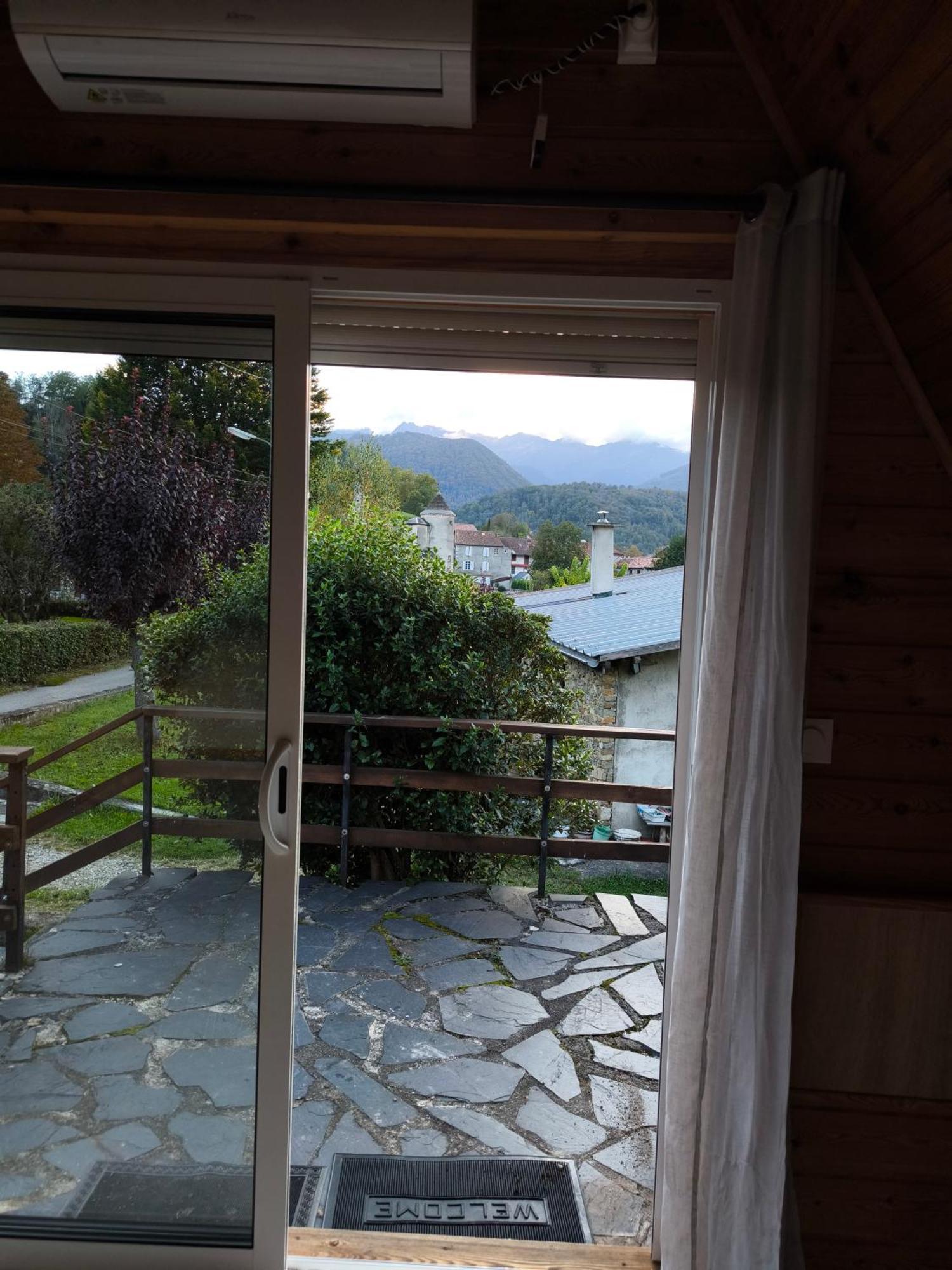 Petit Chalet Avec Terrasse Oust Extérieur photo
